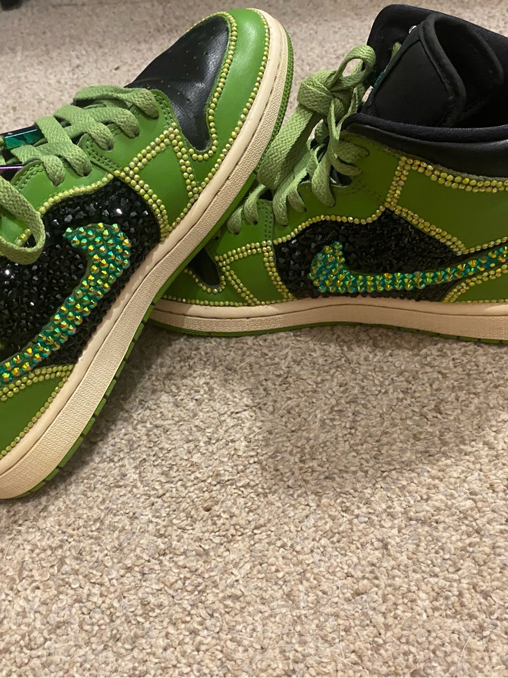 Jordan-1 2022 Altitude’s with metal lace tips. - Picture 2 of 13